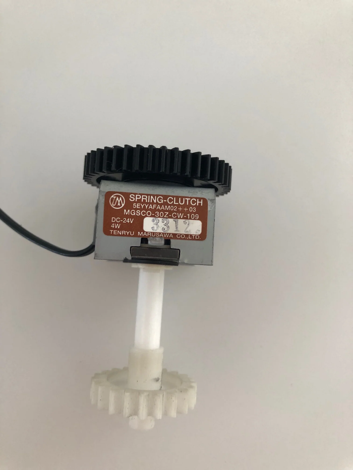 5EYYAFAAM02++03 MGSCO-30Z-CW-109 CLUTCH - Kyocera FS-1900