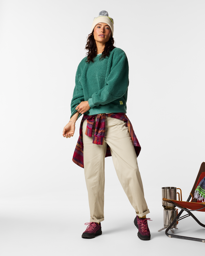 Amigazo Fleece Crew - Women's, Juniper, Model Lola