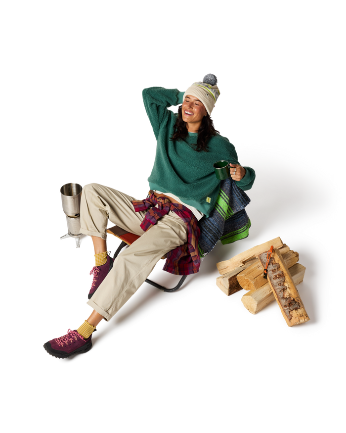 Amigazo Fleece Crew - Women's, Juniper, Model Lola
