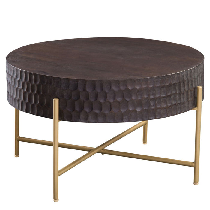 Bobbi - Round Table