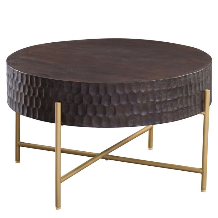 Bobbi - Round Table