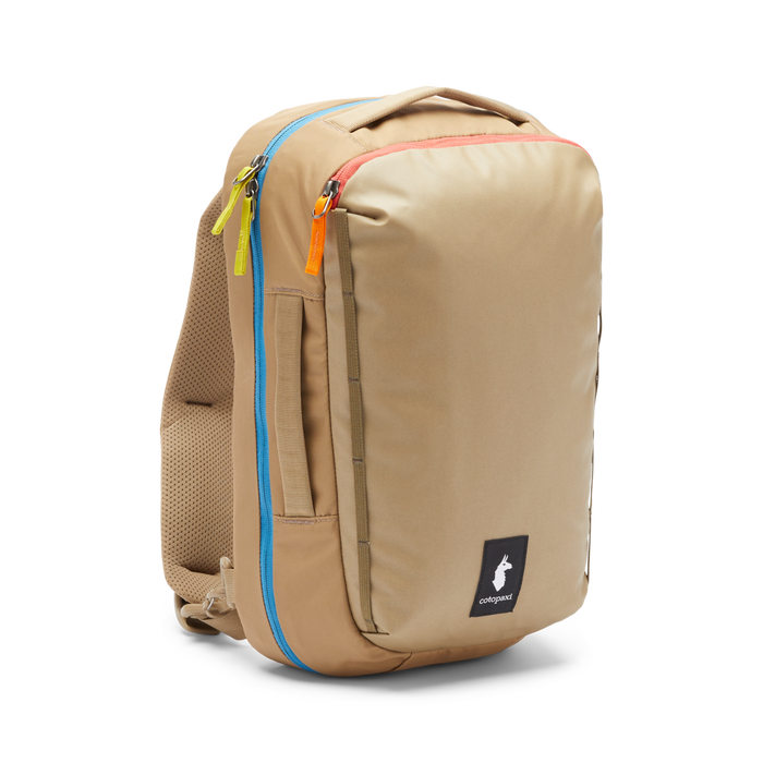 Chasqui 13L Sling - Cada Día, Desert