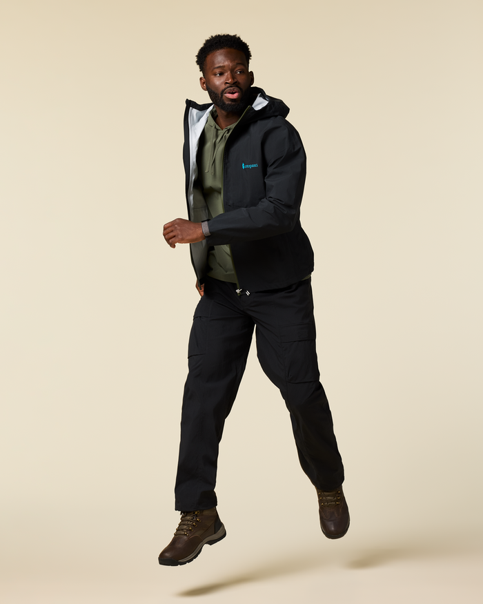 Cielo Rain Jacket - Men's, All Black, Model Kirk