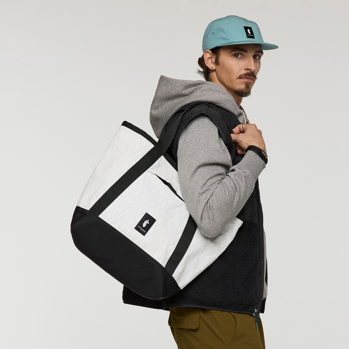 Contiguo 22L Tote, Light Grey