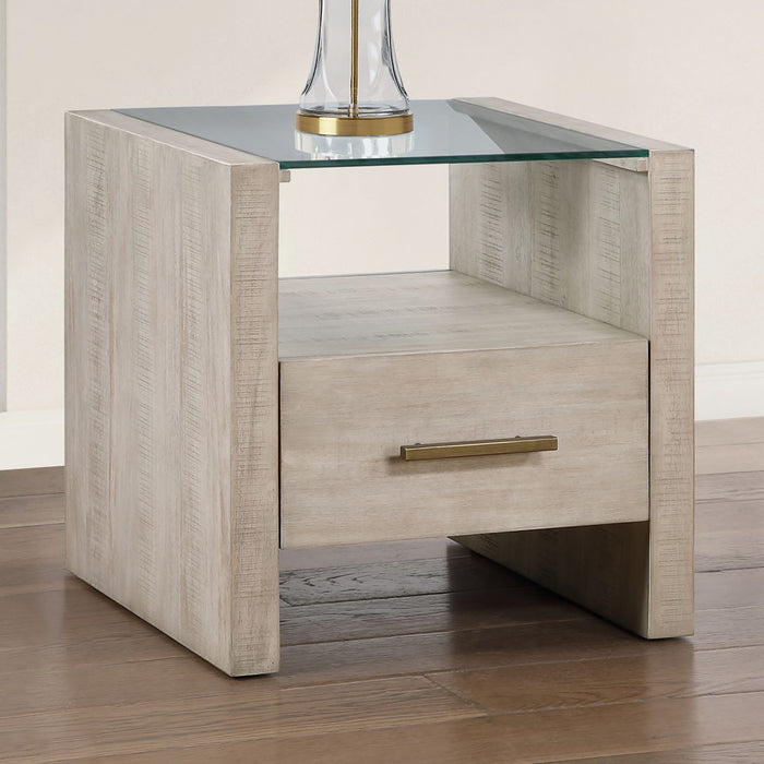 Garland - Table