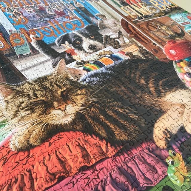 Gibsons Abbey's Antique Shop 1000 Piece Jigsaw Puzzle