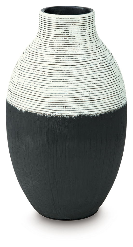 8"W x 8"D x 13"H / Black