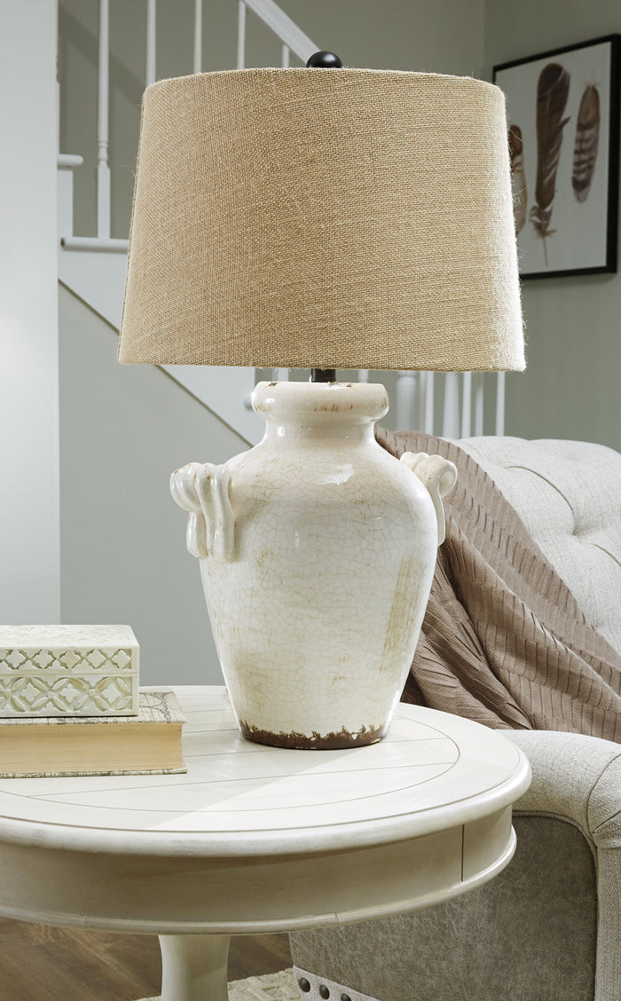 HOLLANDALE 27"H Table Lamp