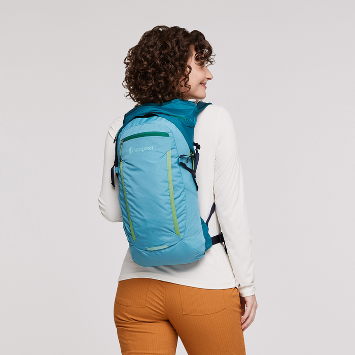 Lagos 15L Hydration Pack, Poolside/Gulf, model