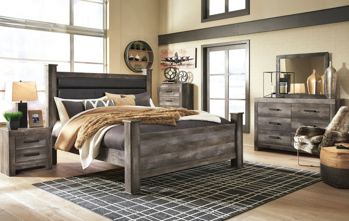 MANOR Aged 61" Wide x 70" Height Dresser & Mirror