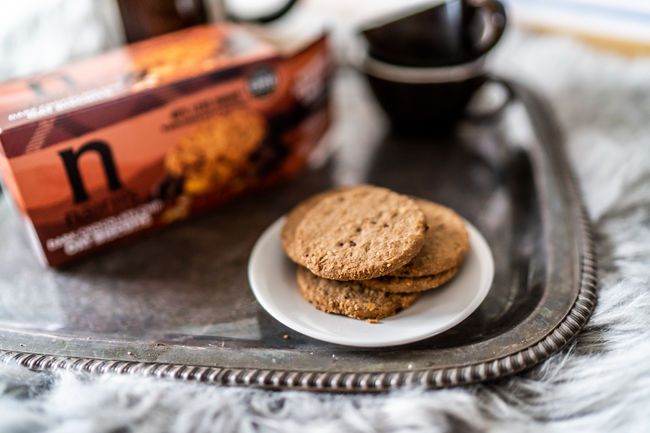 Nairns Dark Chocolate Chip Oat Cookies 200g