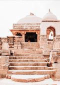 Vintage stone temple with domes and steps, featured on the Old Indian city Plakat product page.