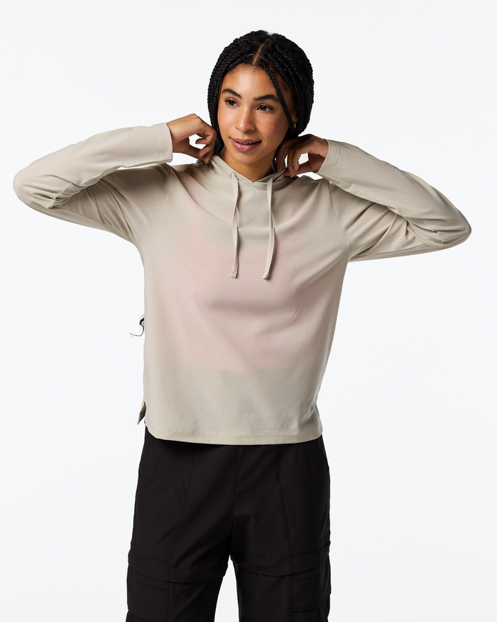Pulso Tech Hoodie - Women's, Mineral, Model Kalu