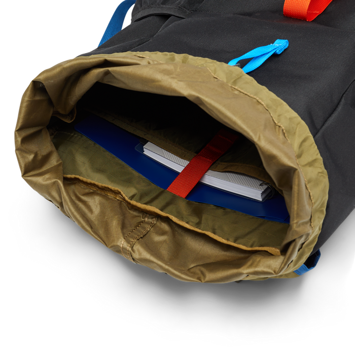 Tapa 22L Backpack - Cada Día, Black