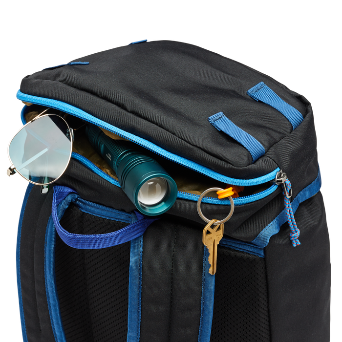 Tapa 22L Backpack - Cada Día, Black