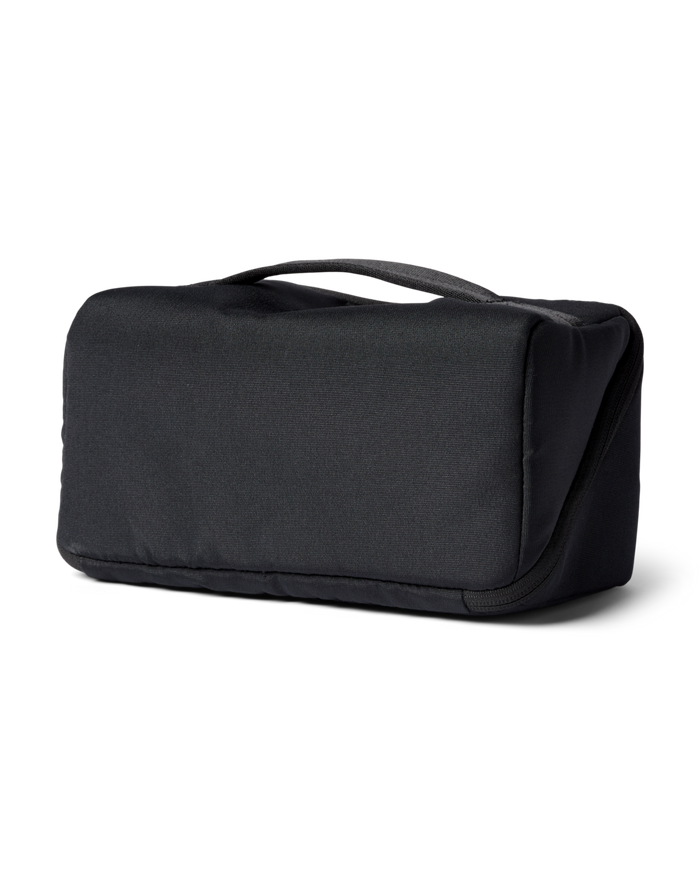 Viaje Toiletry Kit - Cada Día, Cotopaxi Black